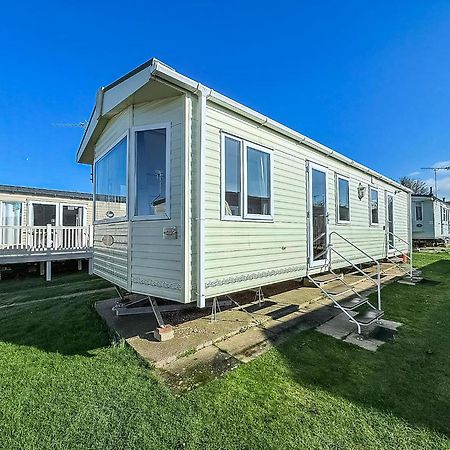 Lovely 6 Berth Caravan For Hire At Manor Park In Hunstanton Norfolk Ref 23044S Zewnętrze zdjęcie