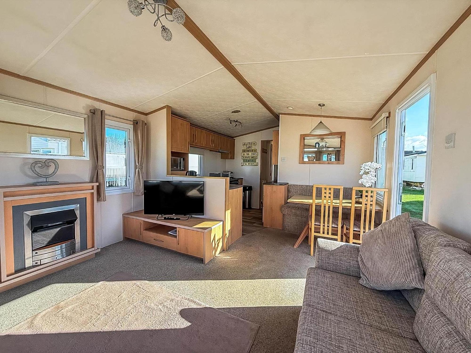 Lovely 6 Berth Caravan For Hire At Manor Park In Hunstanton Norfolk Ref 23044S Zewnętrze zdjęcie